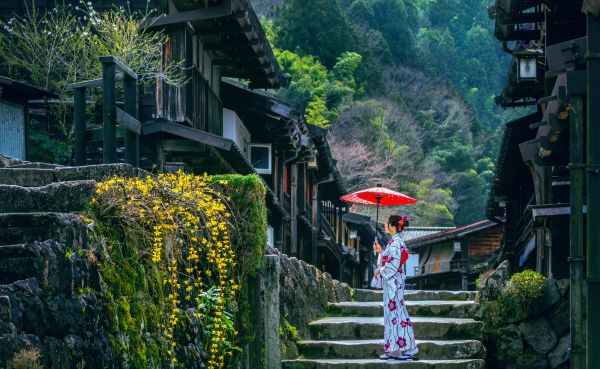 Takayama > Tsumago > Nagoya > Odawara > Hakone 