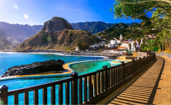 Funchal (Pico do Areeiro/Ribeiro Frio/Santana/Faial/Machico)