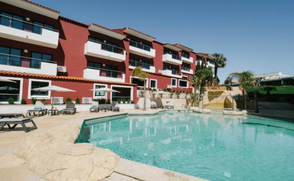 TOPÁZIO VIBE BEACH HOTEL & APARTMENTS 4*