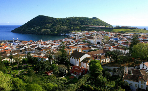 ESCAPADA ISLA TERCEIRA