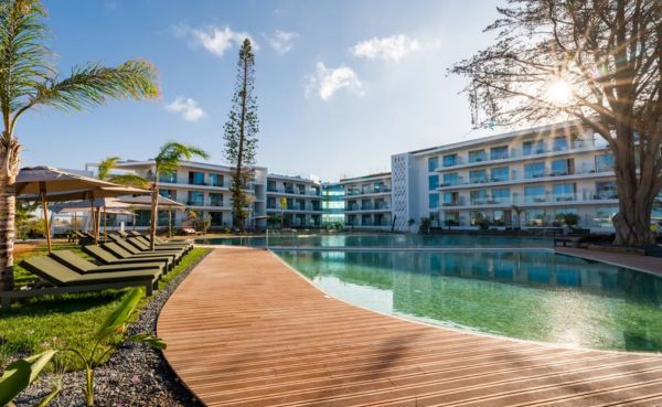 CASTELO SUITES HOTEL 4*